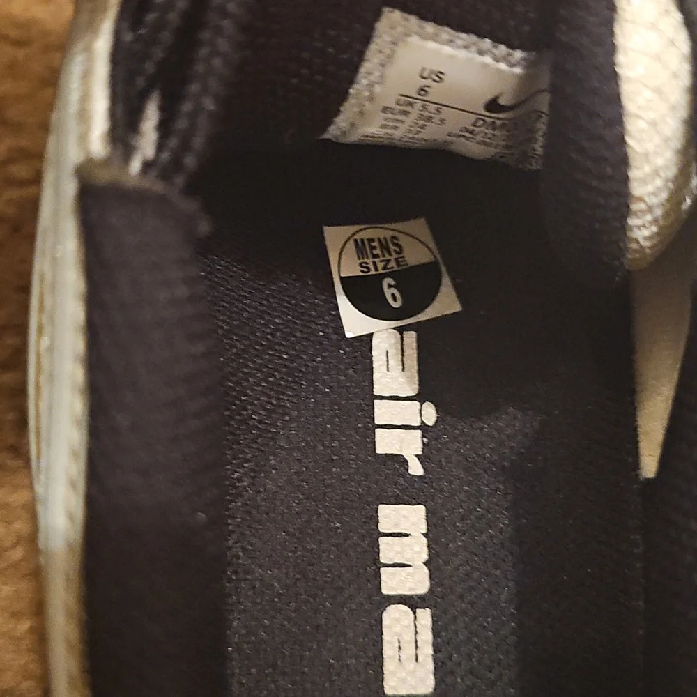 Like New! Womens 8/Men's 6 Nike Air Max 97 - Picture 4 of 5